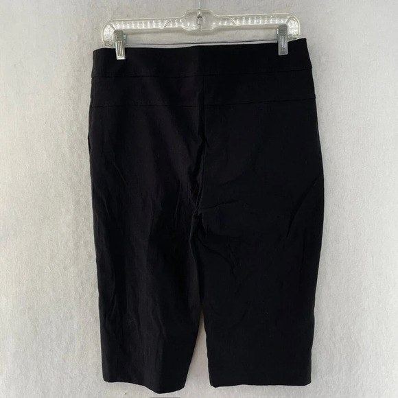 Style&co. Shorts Women's Sz 6 Black Bermuda Pleated Mid-Rise Pockets Stretch - Picture 2 of 9